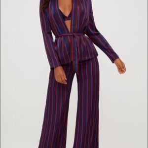 SET!! Wide leg satin pant and bralett